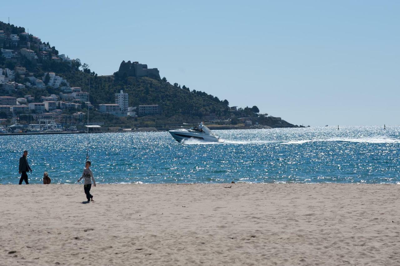 Apartamento A Pie De Playa, Climatizado Y Parking Roses Bagian luar foto