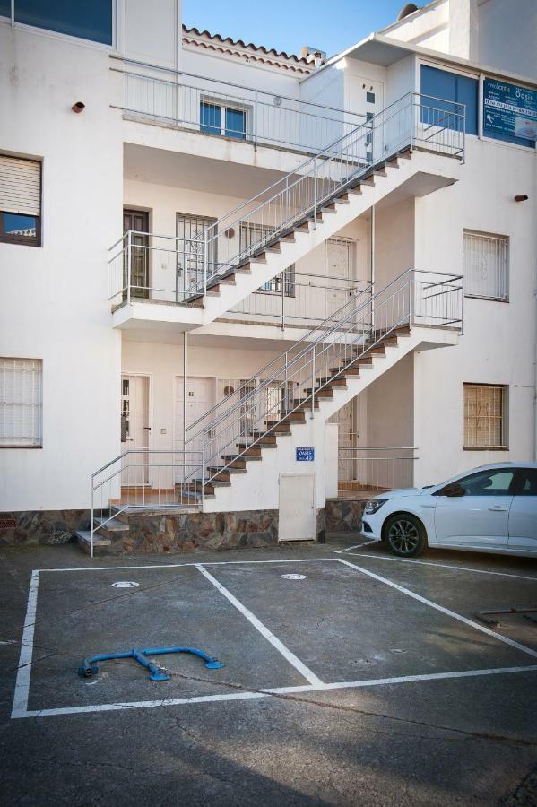 Apartamento A Pie De Playa, Climatizado Y Parking Roses Bagian luar foto