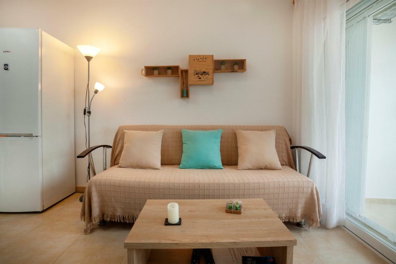 Apartamento A Pie De Playa, Climatizado Y Parking Roses Bagian luar foto